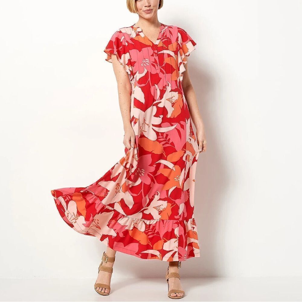 Studio Park x Amy Stran Petite Floral Effortless Maxi Dress